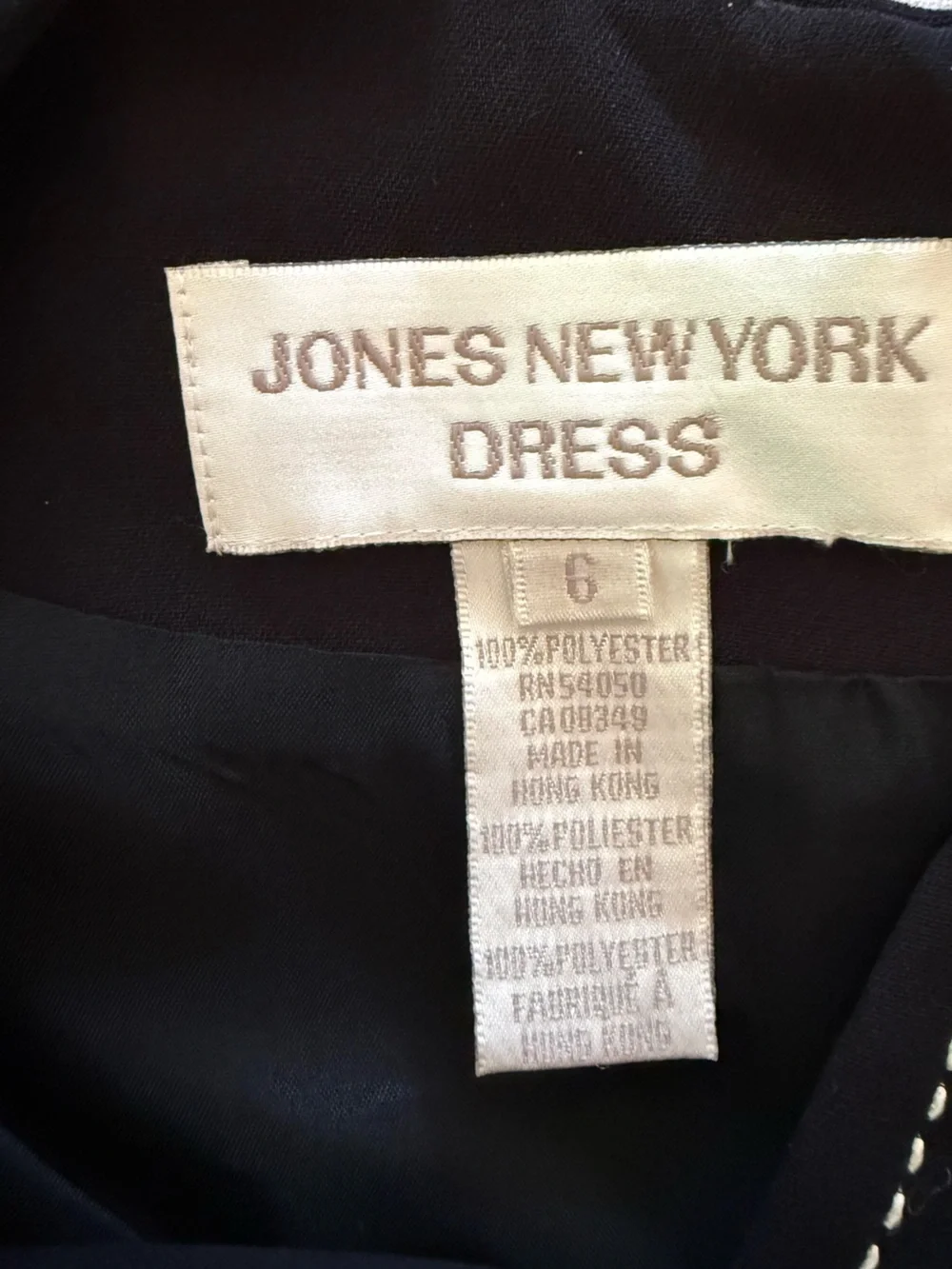 Jones New York Crepe Black with Cream Stitching Short Sleeve Midi Dress, size 6